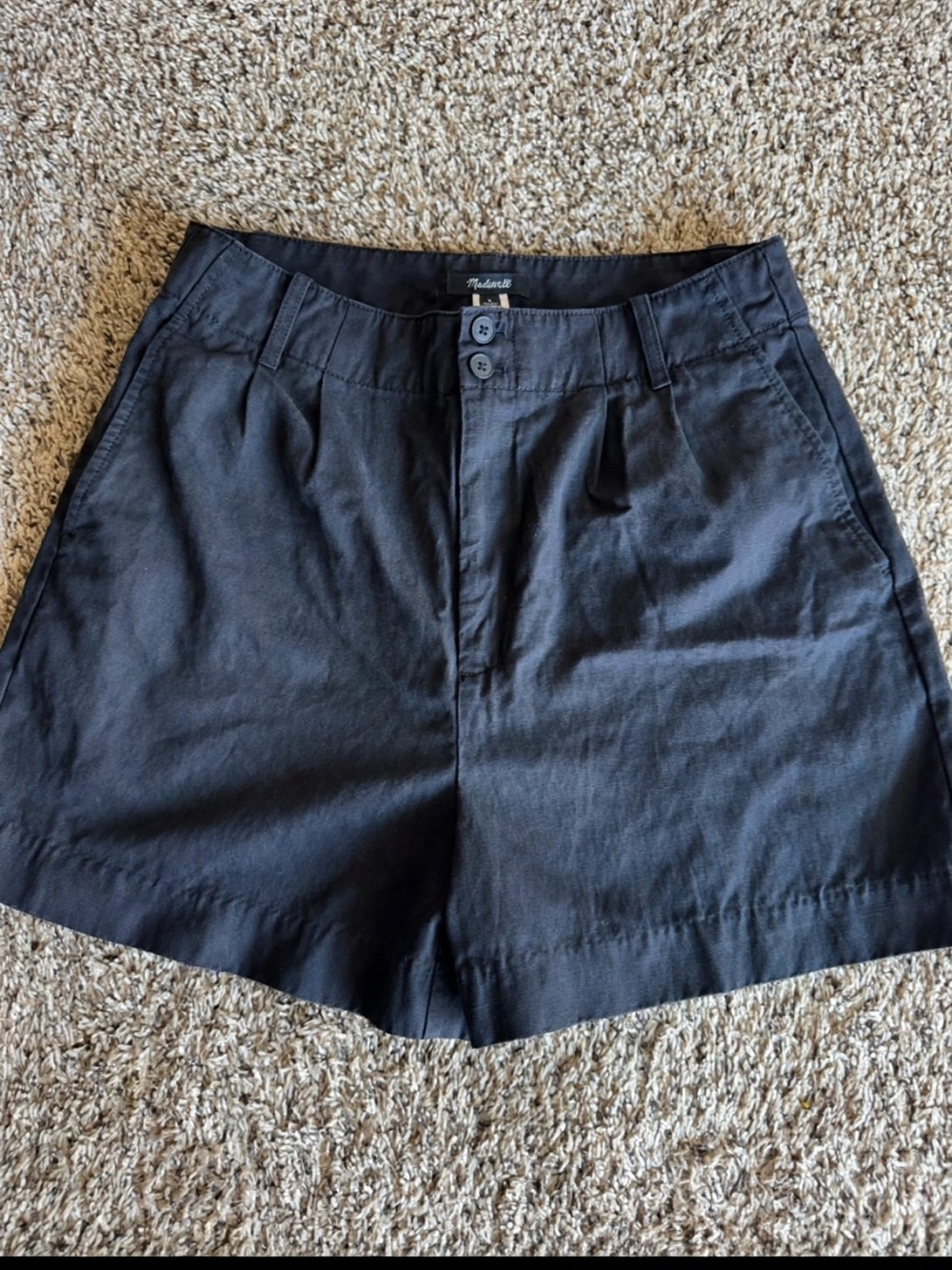 Madewell Drapey twill pleated shorts